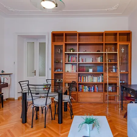 Bianze 21, Casa Di Charme By Happyhostorino Апартаменты Турин